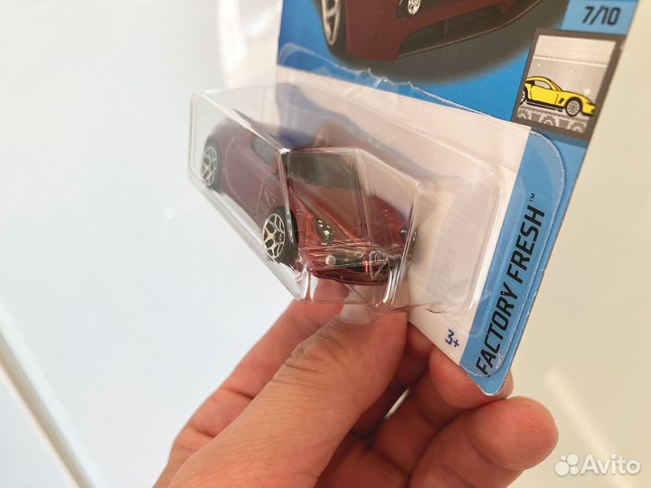 Hot Wheels Alfa Romeo 8C и 2020 Ram 1500 Rebel