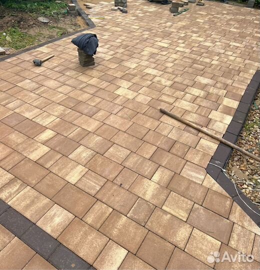 Укладка тротуарной плитки / брусчатки под ключ
