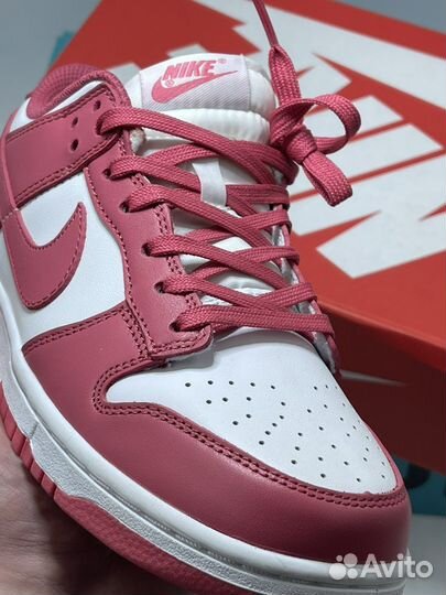 Nike Dunk Low Archeo Pink