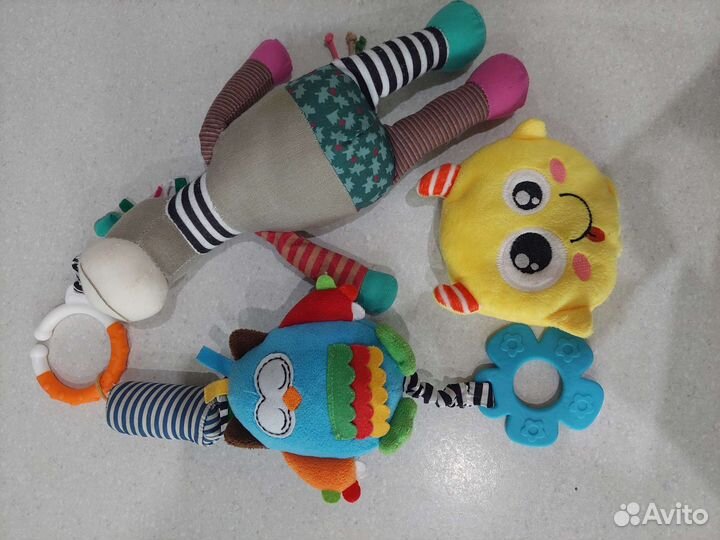 Развивающие игрушки для малышей