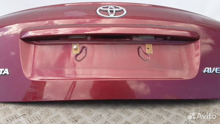 Крышка багажника Toyota Avensis T25 (2003-2008)