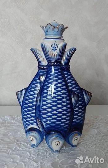 Статуэтка фарфор
