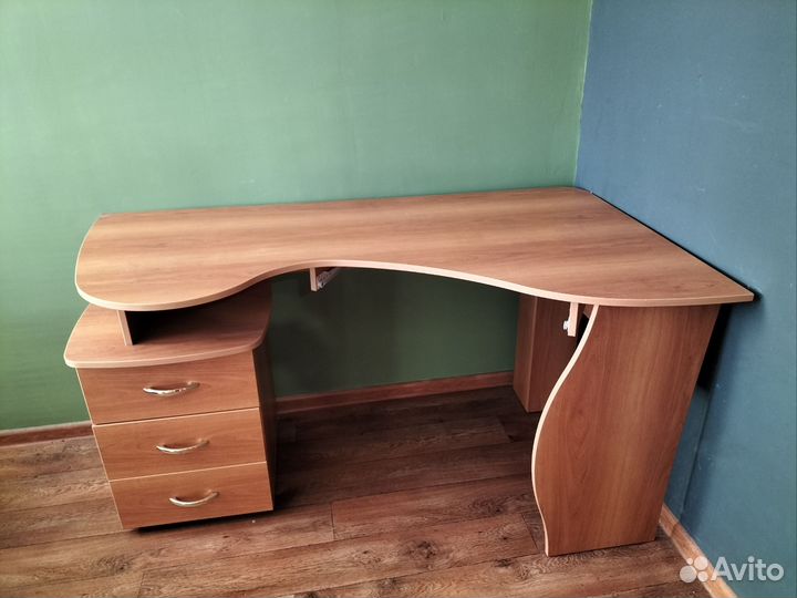 Письменный стол бу