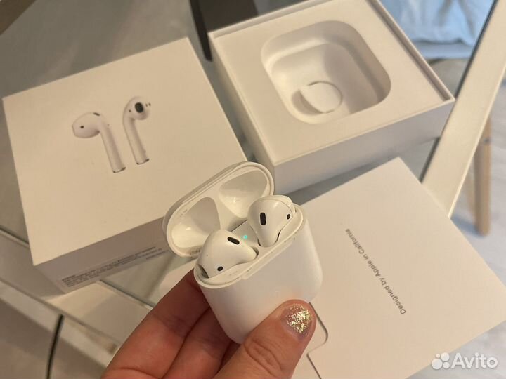 Air Pods 1 оба наушника, чехол, оригинал