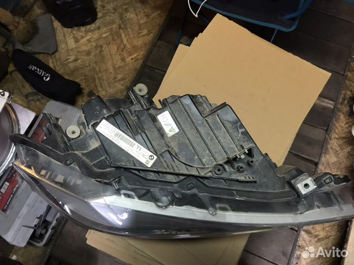 Фара передняя правая BMW F30