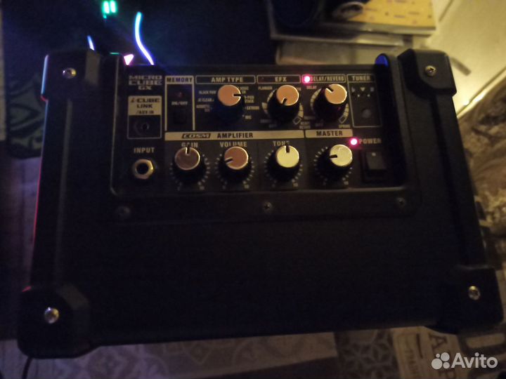 Гитарный комбо-усилитель Roland micro cube GX
