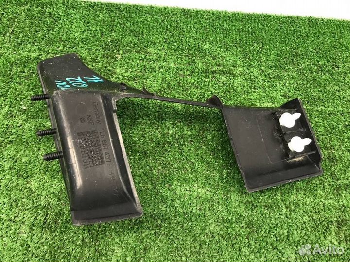 Обшивка крышки багажника Volkswagen Touareg 7L BMV