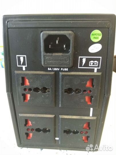 Источник бесперебойного питания tripplite