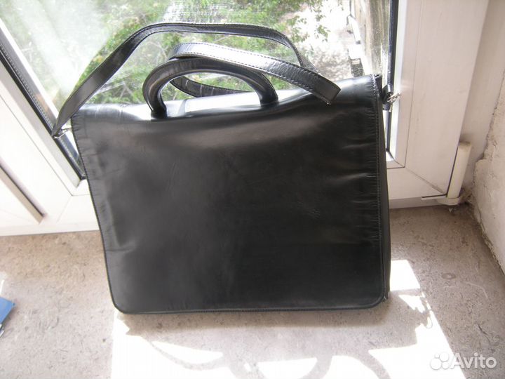 Сумка кожаная женская с клапаном (Сумка почтальон)