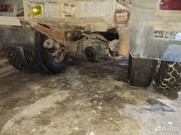 МАЗ 504 с полуприцепом, 1983