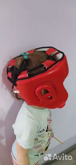 Защита шлем, перчатки, наколенники