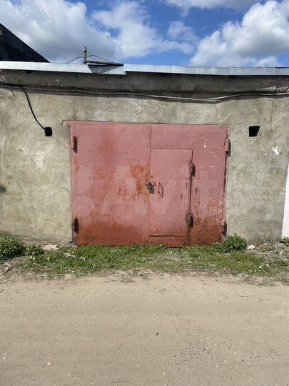 Гараж, > 30 м²