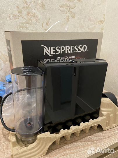 Кофемашина nespresso essenza mini