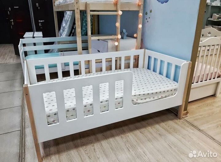 Детская кровать Эко-9 В мдф 160х80 с матрасом