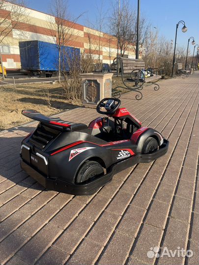 Электромобиль. Новая детская машина для картинга
