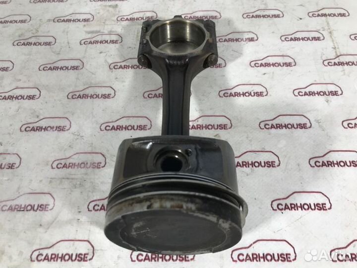 Шатун с поршнем Volkswagen Golf 4 1.6 AKL 1997