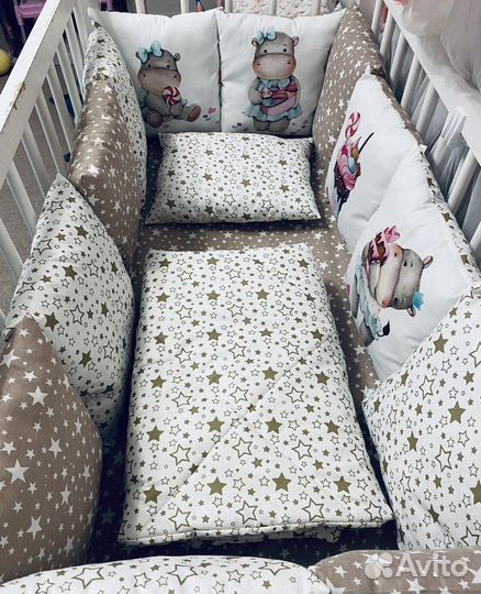 Комплект бортиков в детскую кроватку