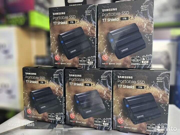 Samsung Portable SSD T7 Shield 1TB