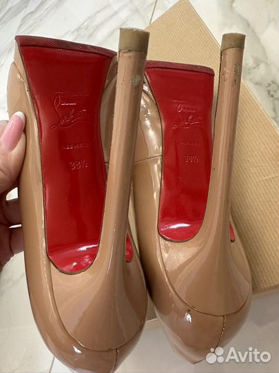 Туфли Christian Louboutin 38,5 оригинал