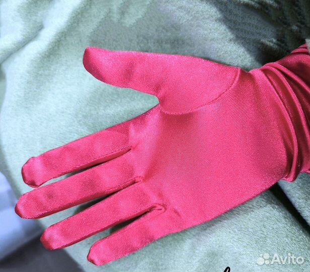 Перчатки