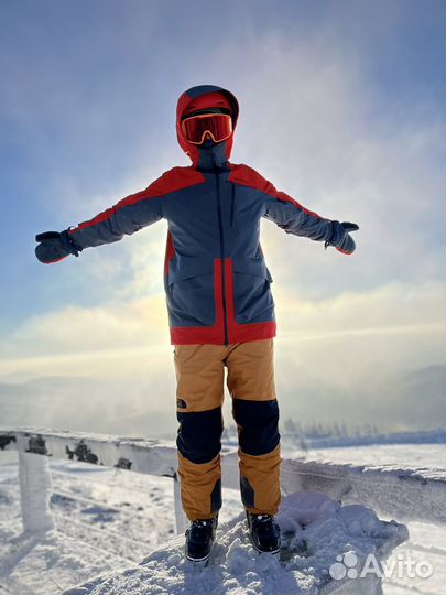 Горнолыжная куртка Peak Performance