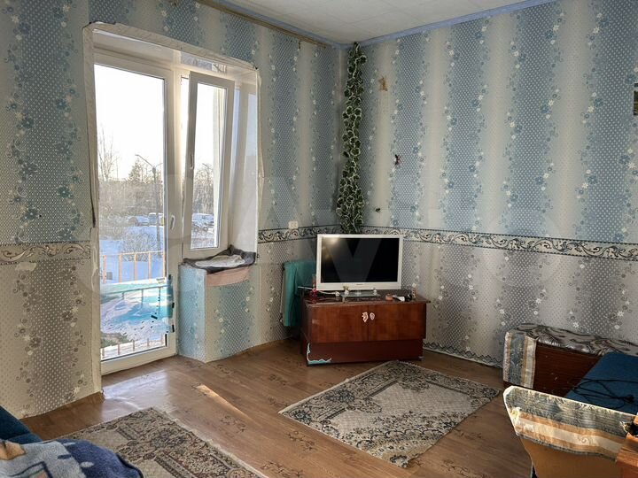 2-к. квартира, 43 м², 2/2 эт.