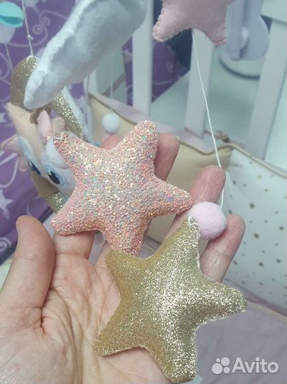 Мобиль на кроватку из фетра