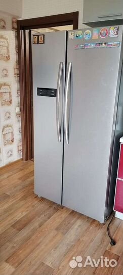 Холодильник side-by-side