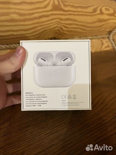 Apple AirPods Pro(Чехол в подарок+Гарантия)