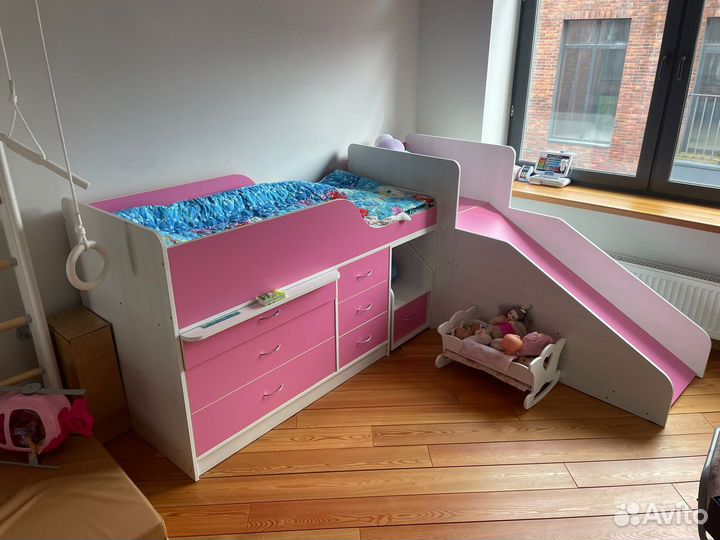 Кровать детская для девочки