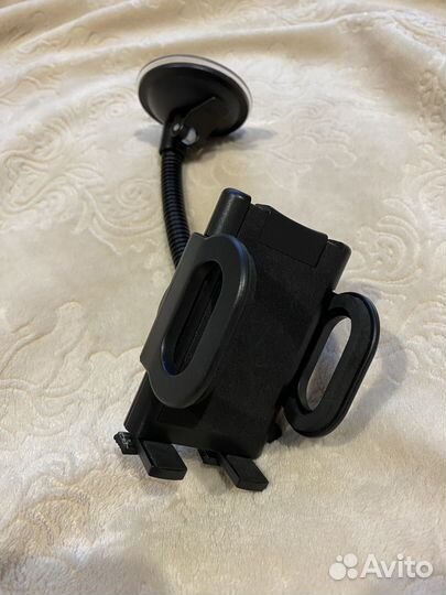 Держатель для телефона в машину