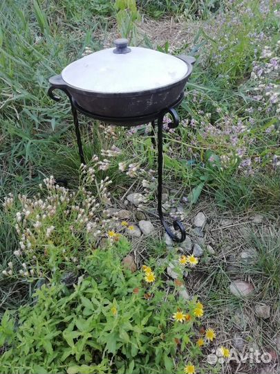 Казан чугунный с крышкой