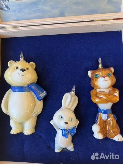 Елочные игрушки Сочи Komozja Mostowski atlas art