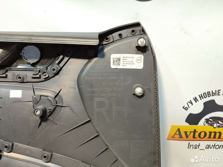 Обшивка передняя правая rapid 2 Polo 6