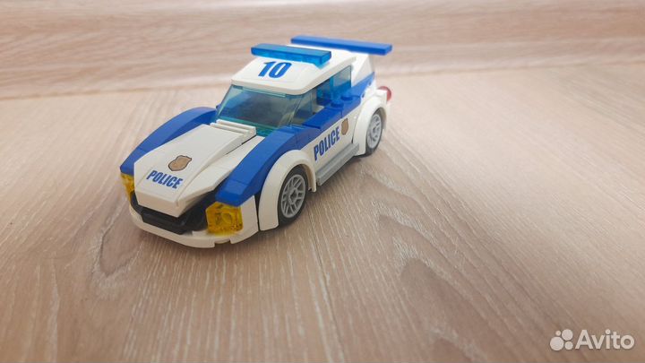 Lego city полицейский участок 60141