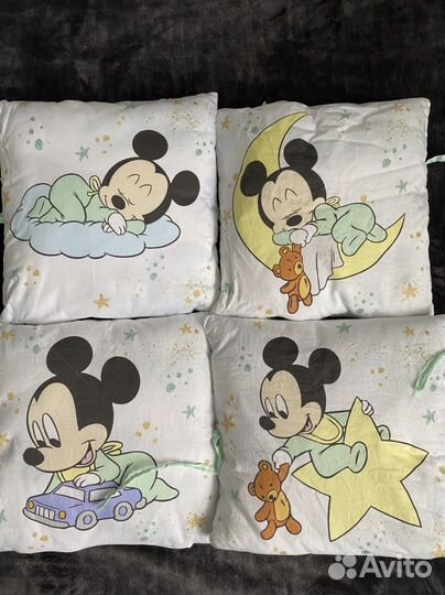 Бортики подушки в кроватку