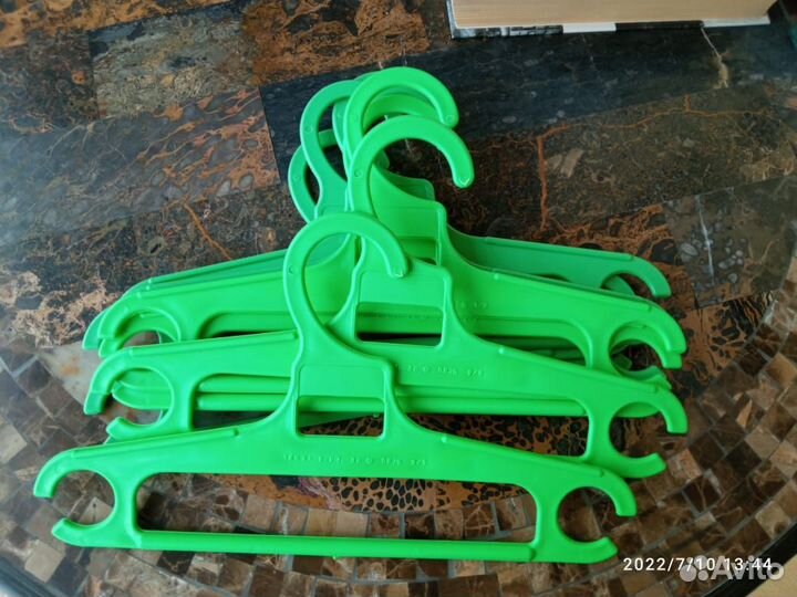 Детские плечики для одежды размер 36-38