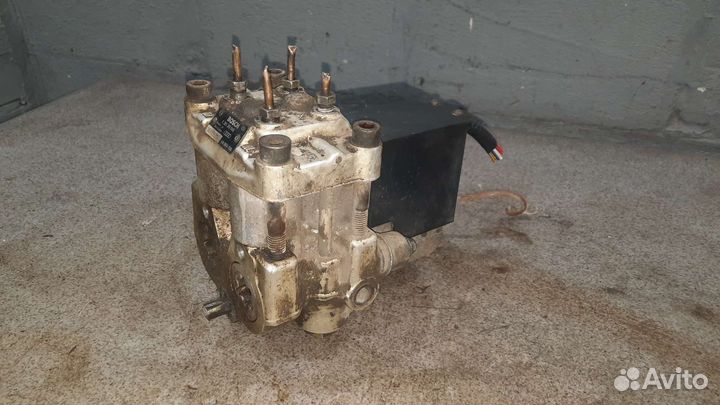 Блок ABS насос Audi 100 C4