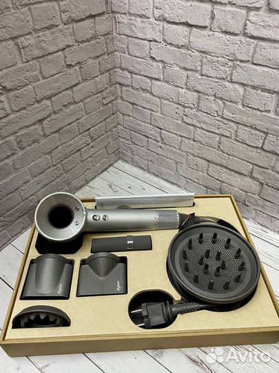 Фен dyson supersonic