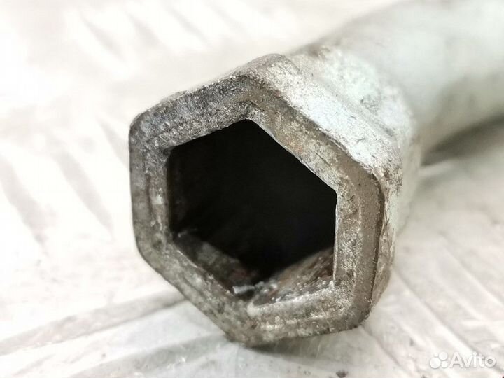 Ключ Audi A8 D2/4D 1998 4D0012219A