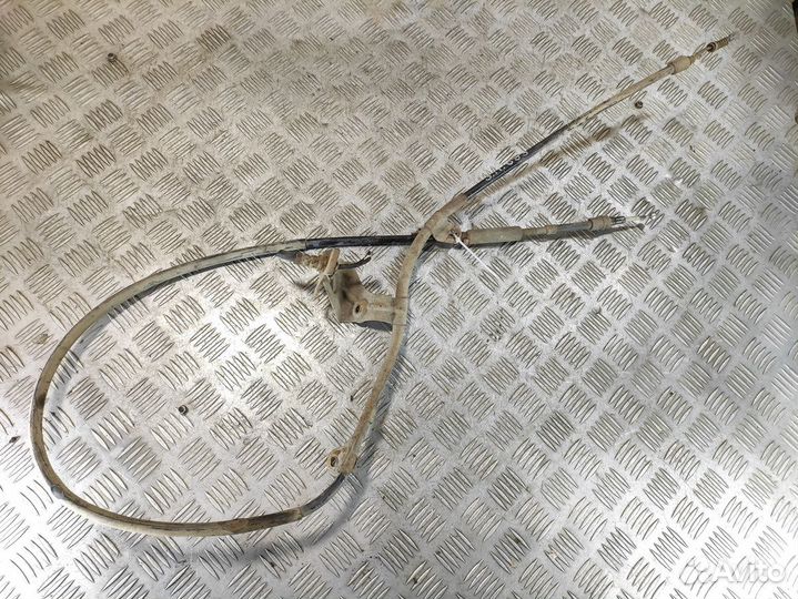 Трос стояночного тормоза Volkswagen Passat b5 1996