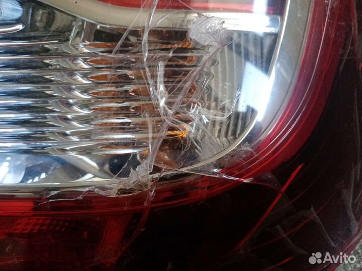 Задняя правая фара Renault Sandero Stepway 2021