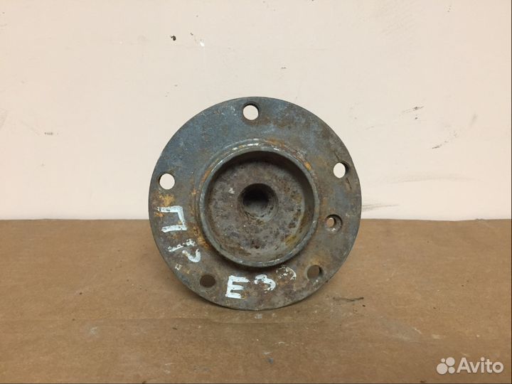 Ступица передняя BMW E39 E60 E63