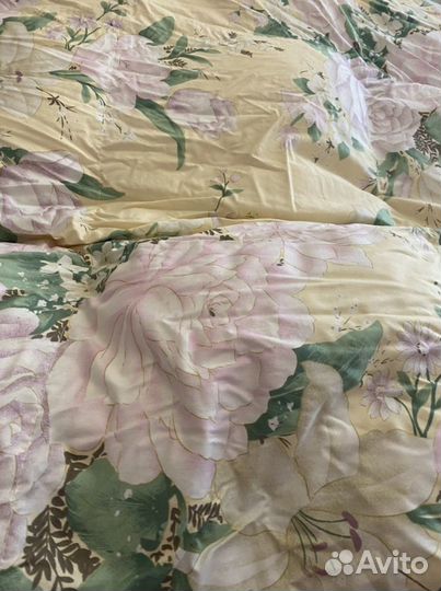 Перина пуховая 1,5 спальная