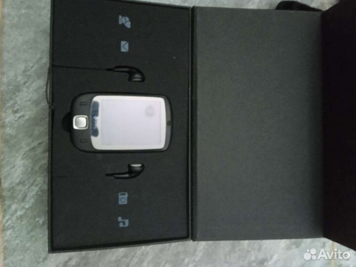 HTC Touch Pro, 512 МБ