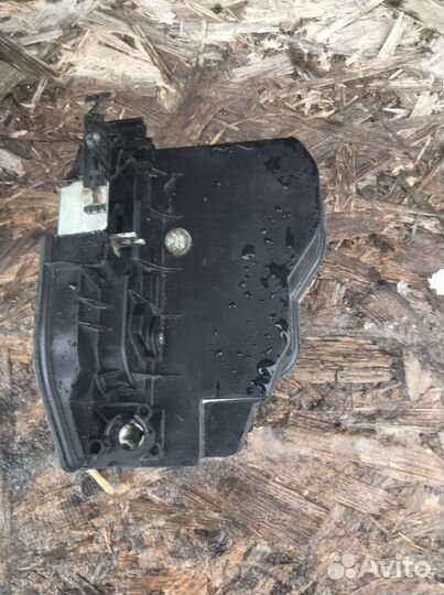 Замок передней двери bmw х 6 5