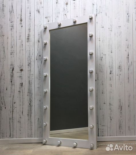 Зеркало с подсветкой