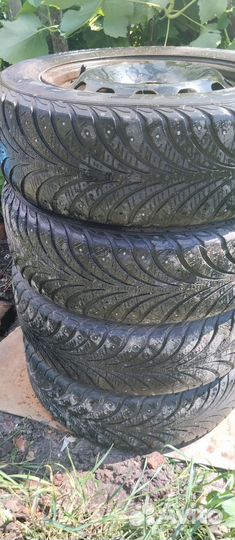 Goodyear UltraGrip Extreme 195/65 R19