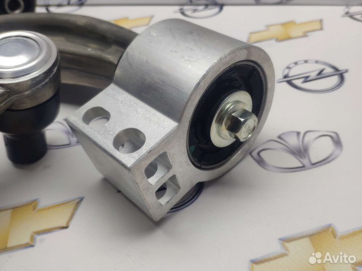 Рычаг подвески на Chevrolet Cruze/AstraJ