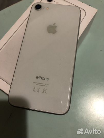 iPhone 8, 64 ГБ